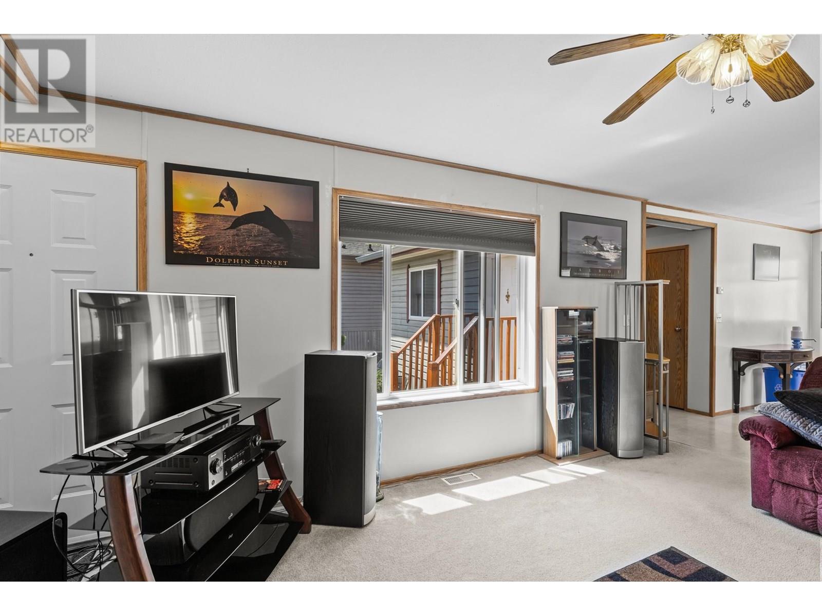 5 1525 Westside Road, West Kelowna