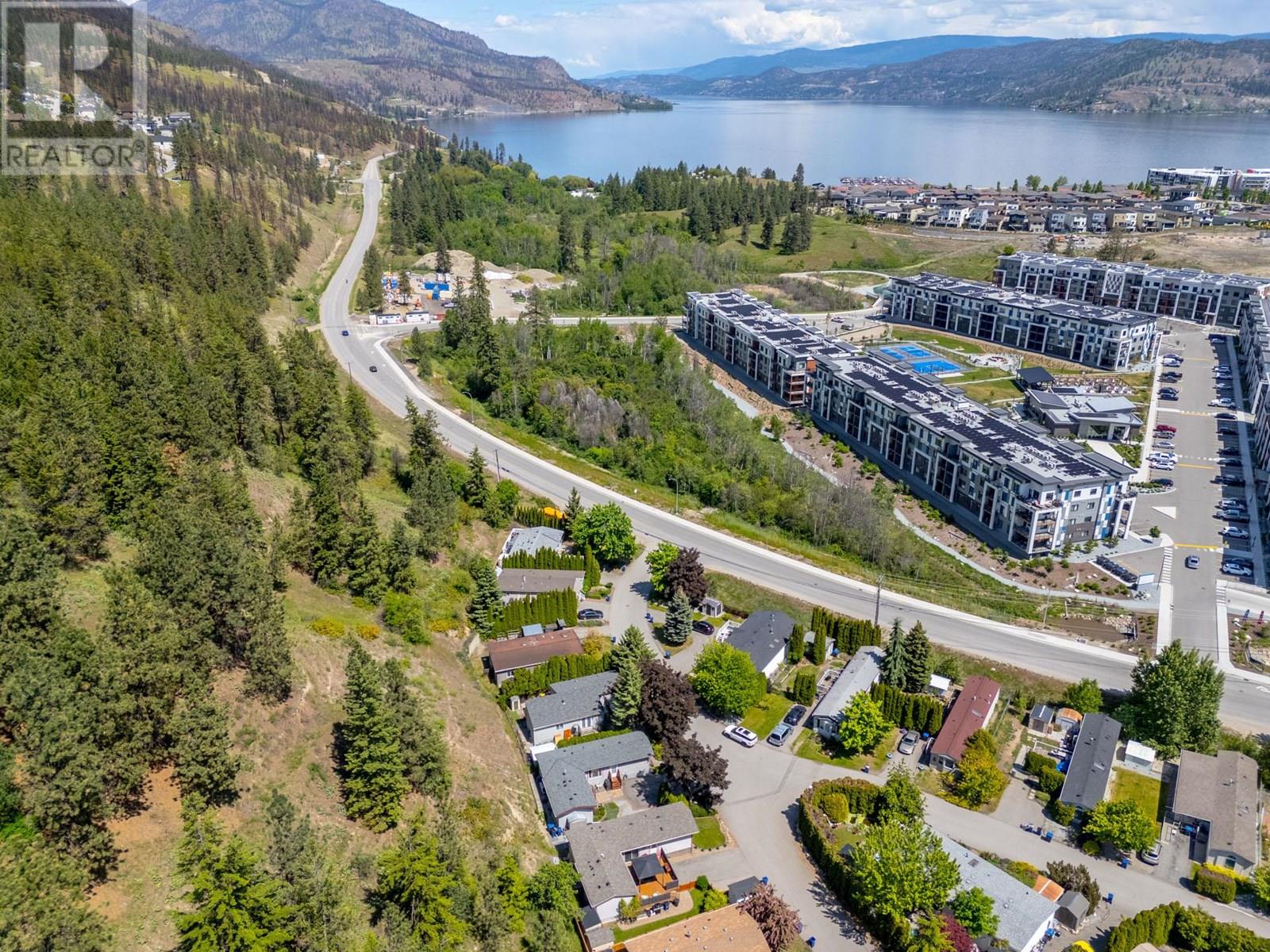 5 1525 Westside Road, West Kelowna
