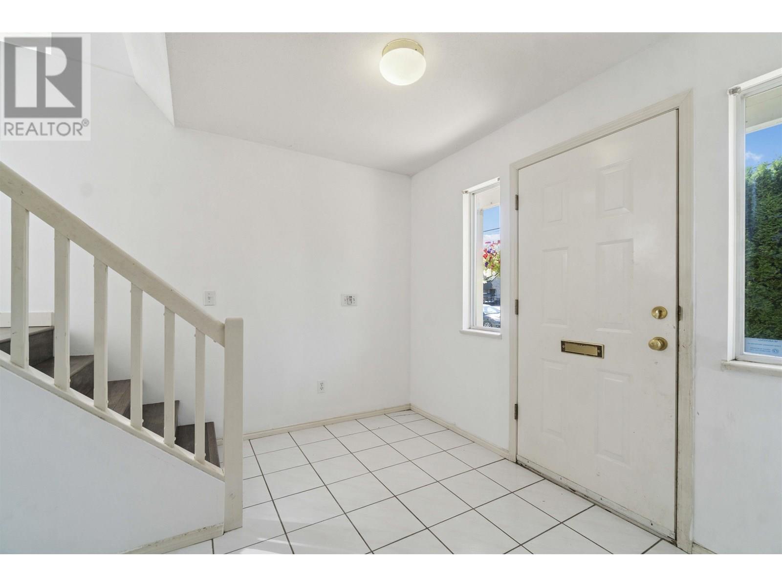 Photo 10 of 2569 Davies Avenue, Port Coquitlam BC