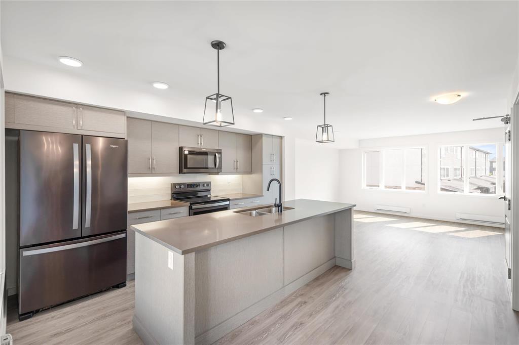 Photo 4 of 118 325 Park East Drive, Winnipeg MB