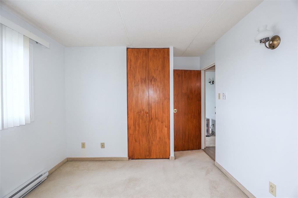 Photo 9 of 14 F 1975 Corydon Avenue, Winnipeg MB