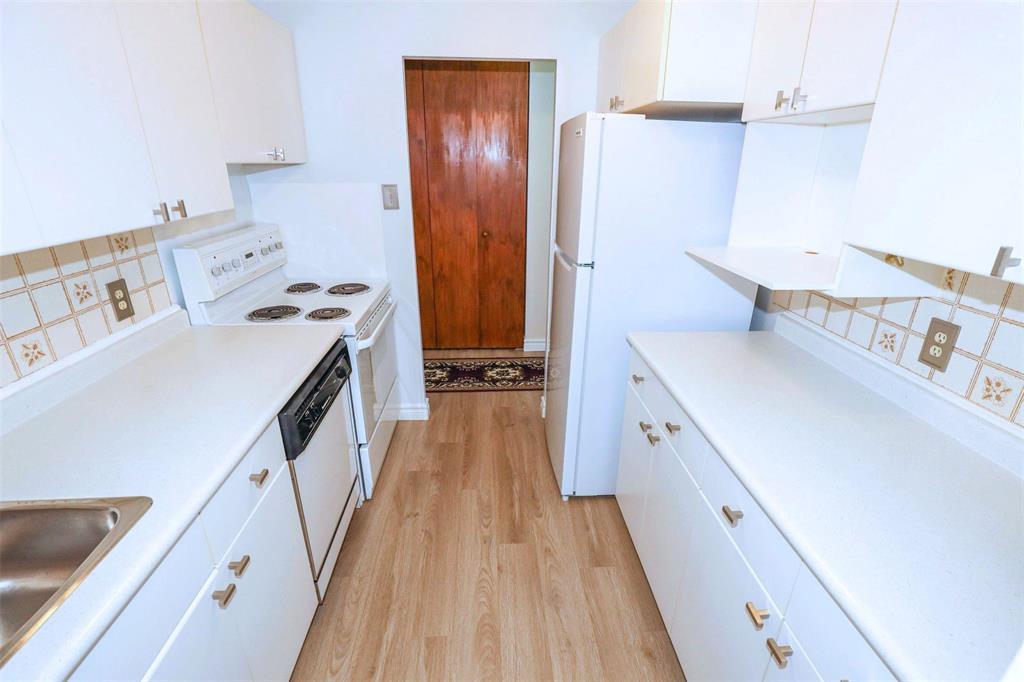 Photo 22 of 14 F 1975 Corydon Avenue, Winnipeg MB