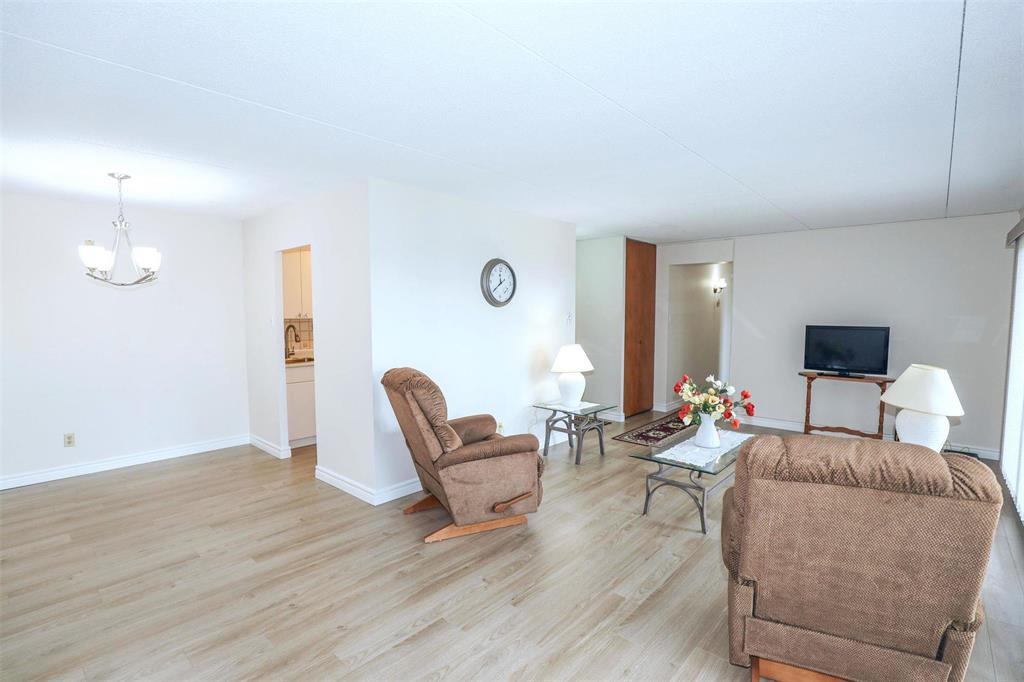 Photo 20 of 14 F 1975 Corydon Avenue, Winnipeg MB