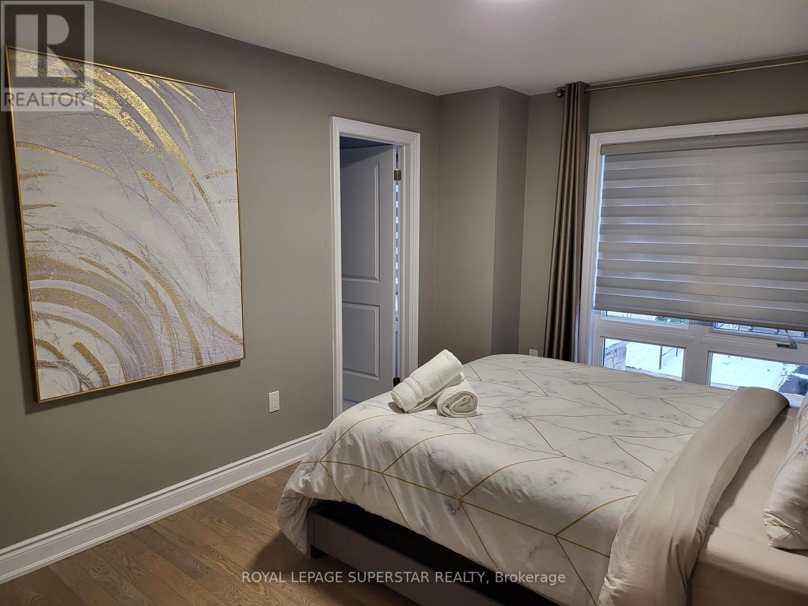 Photo 2 of 13 Eberhardt Drive, Wasaga Beach ON