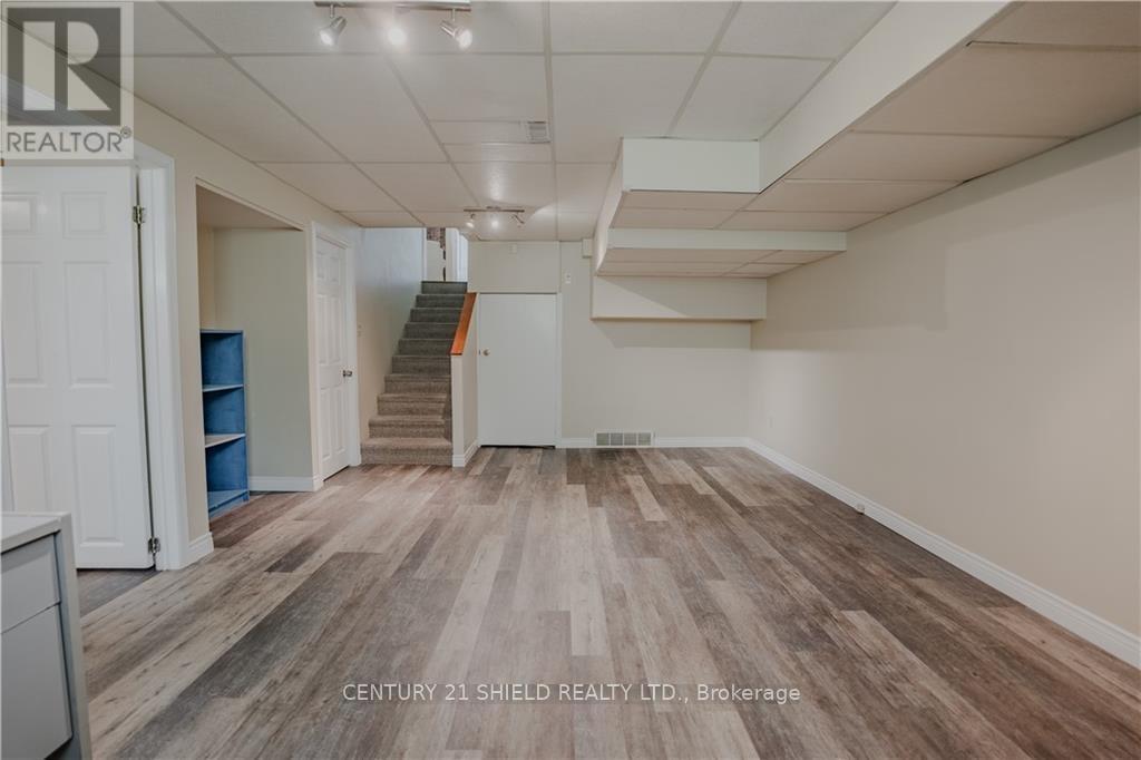 Photo 10 of 521 Cheryl Street, South Stormont ON