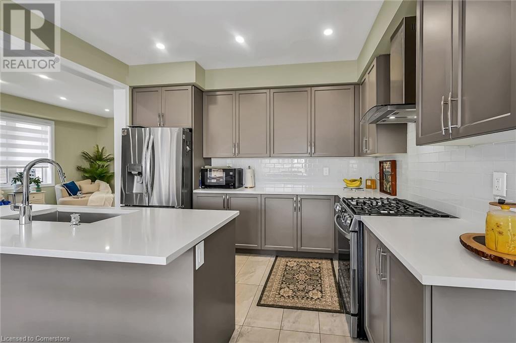Photo 24 of 67 Malcolm Crescent, Caledonia ON