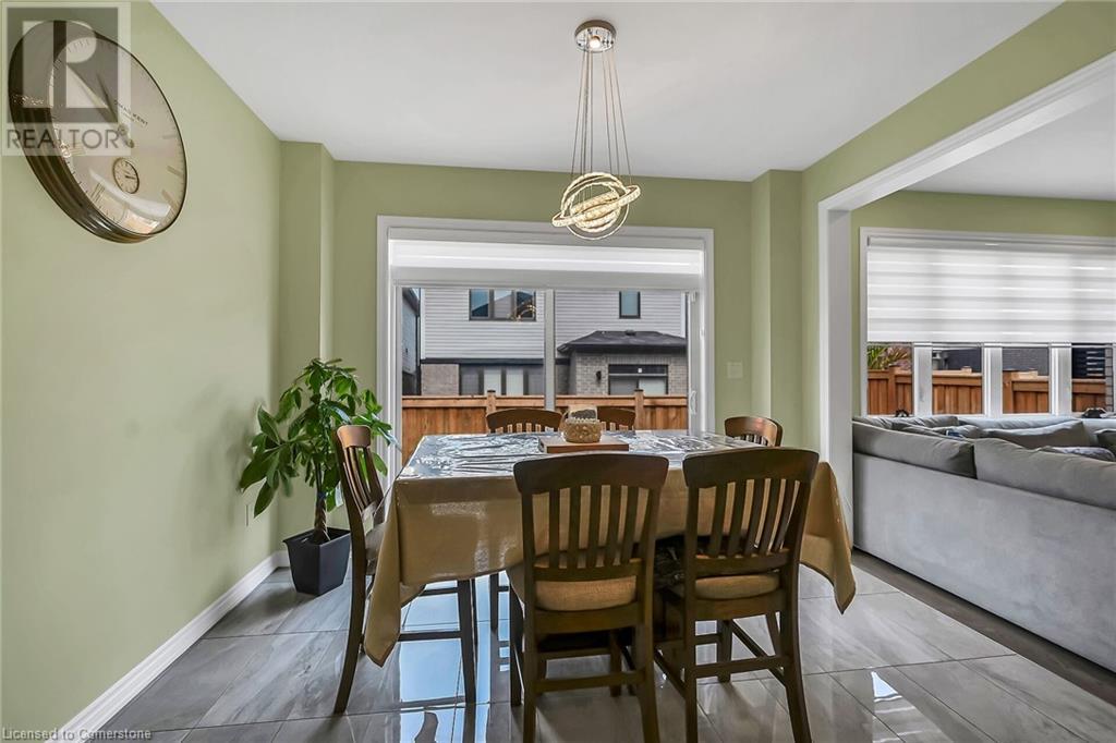 Photo 23 of 67 Malcolm Crescent, Caledonia ON