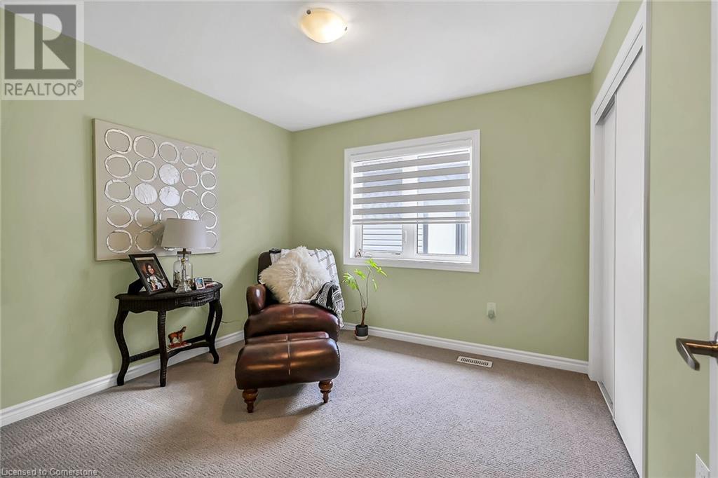 Photo 31 of 67 Malcolm Crescent, Caledonia ON
