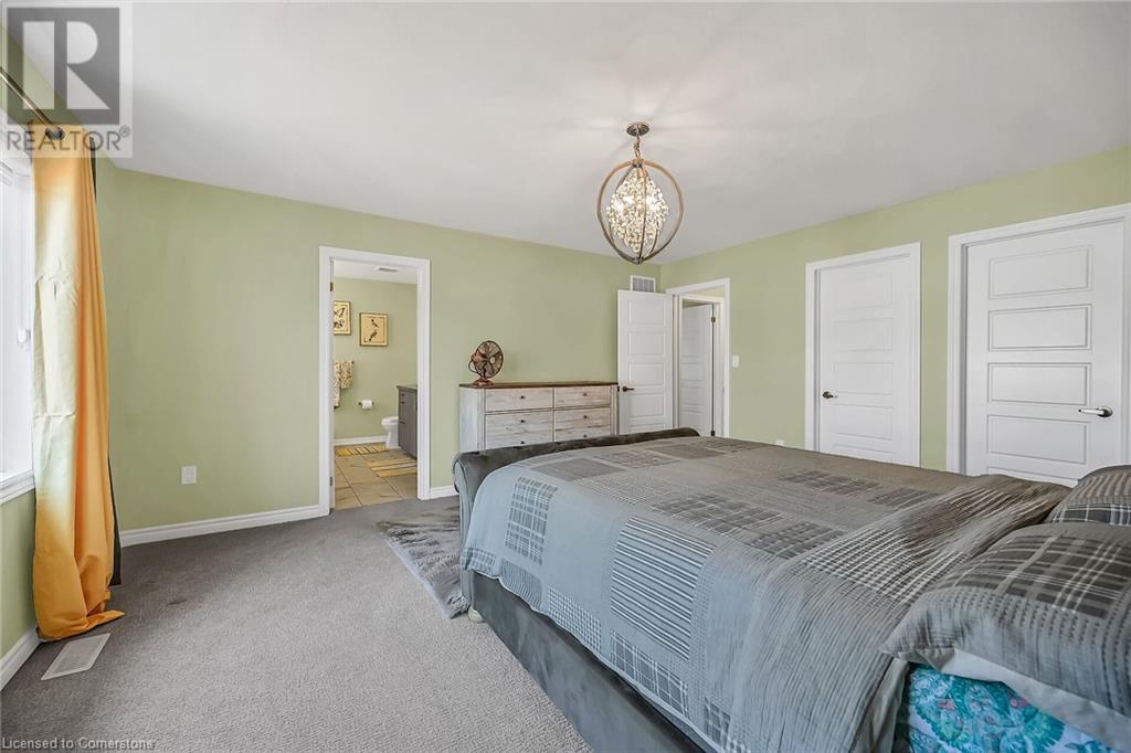 Photo 37 of 67 Malcolm Crescent, Caledonia ON