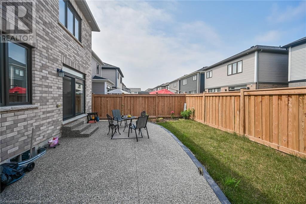Photo 45 of 67 Malcolm Crescent, Caledonia ON