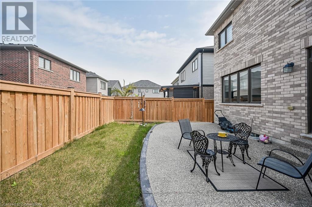 Photo 47 of 67 Malcolm Crescent, Caledonia ON