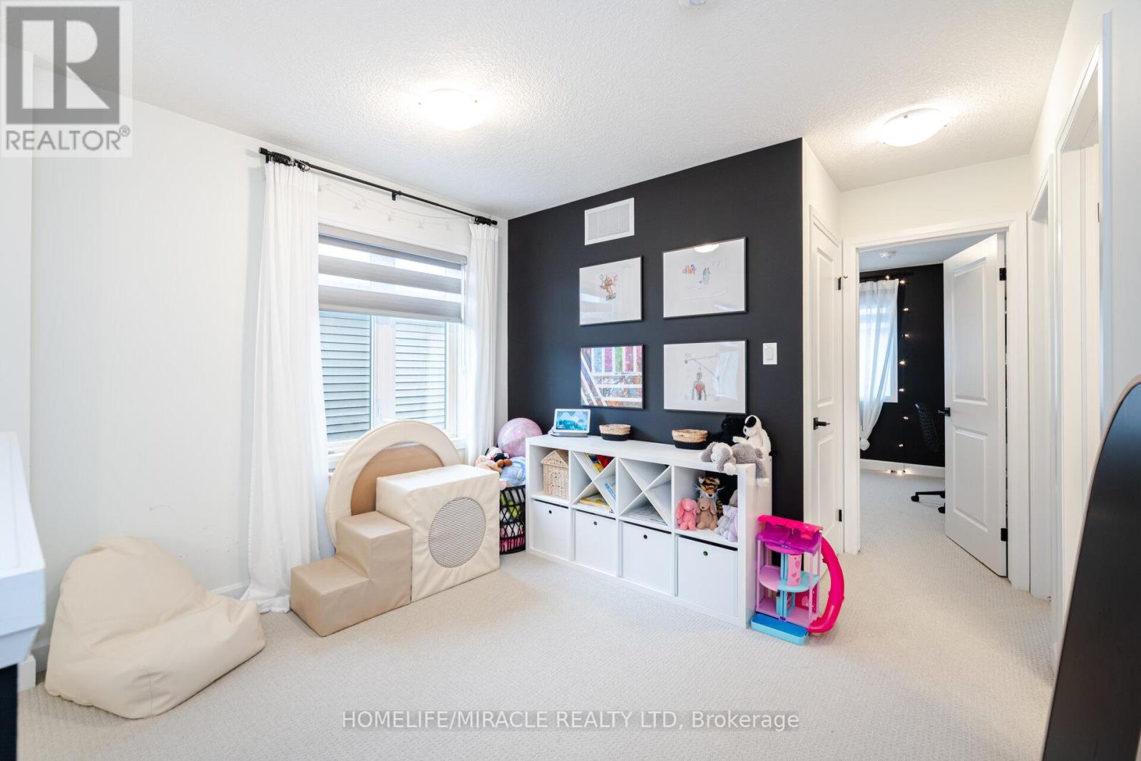 Single Family House for Sale in  SOUTHAM LANE Hamilton (Mountview) 