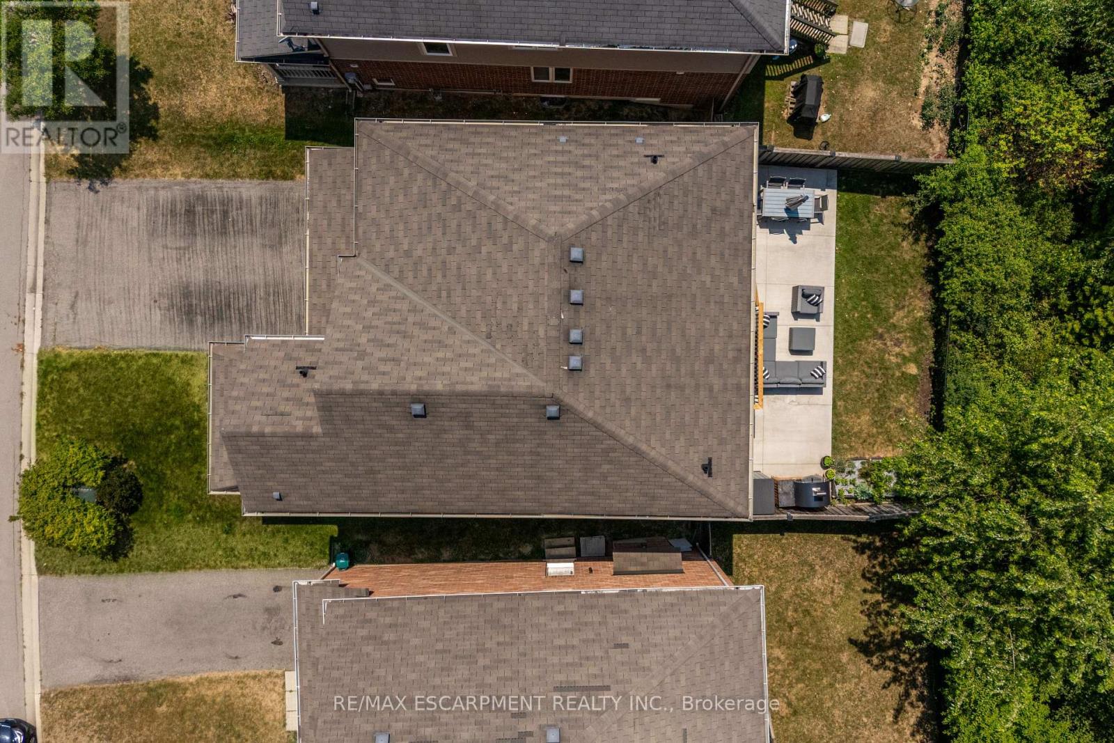Photo 1 of 80 Montreal Circle, Hamilton ON