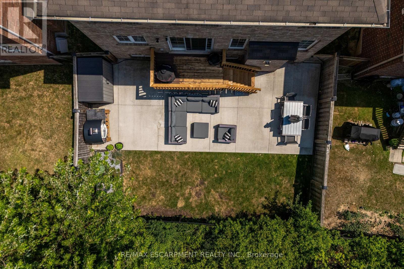 Photo 42 of 80 Montreal Circle, Hamilton ON