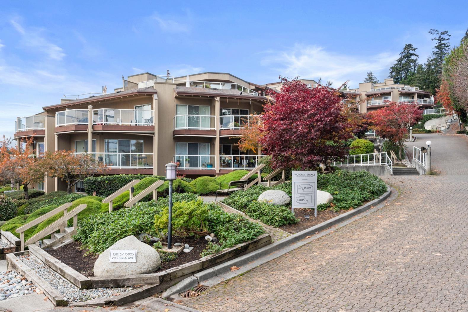 202 15025 VICTORIA AVENUE, White Rock