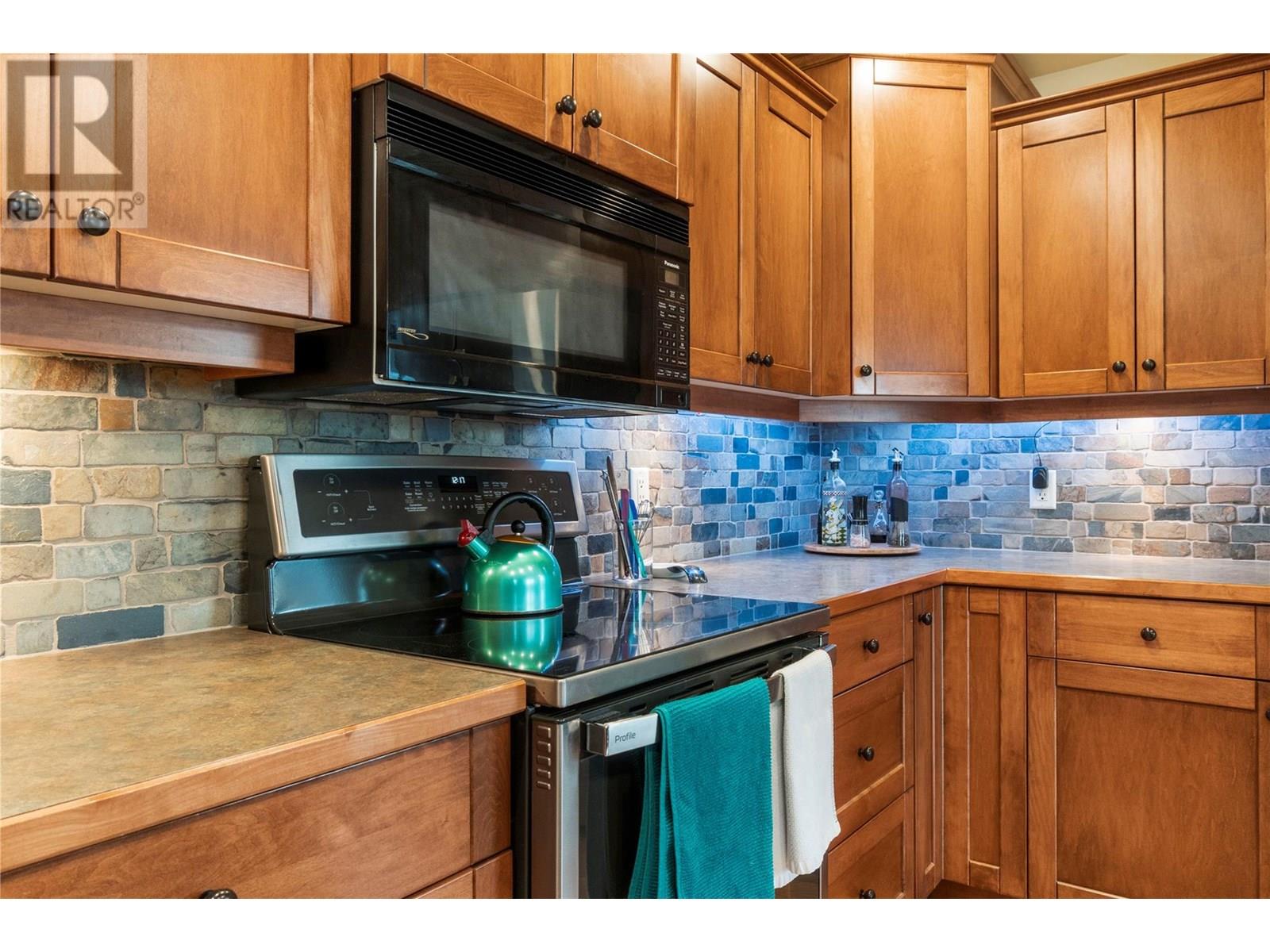 Photo 15 of 611 Shuswap Street Sw Unit 104, Salmon Arm BC