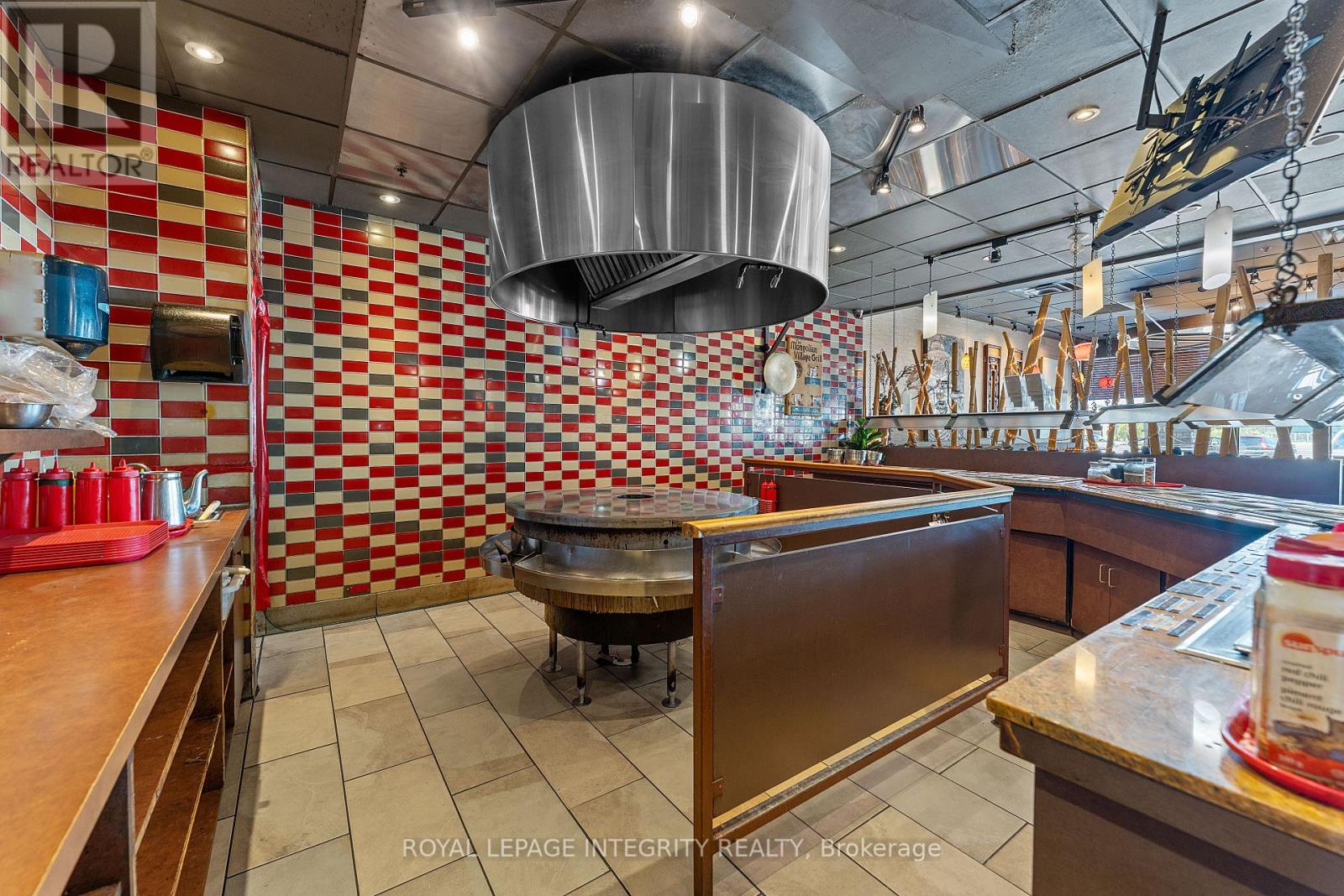 Photo 12 of 2150 Robertson Road, Ottawa ON