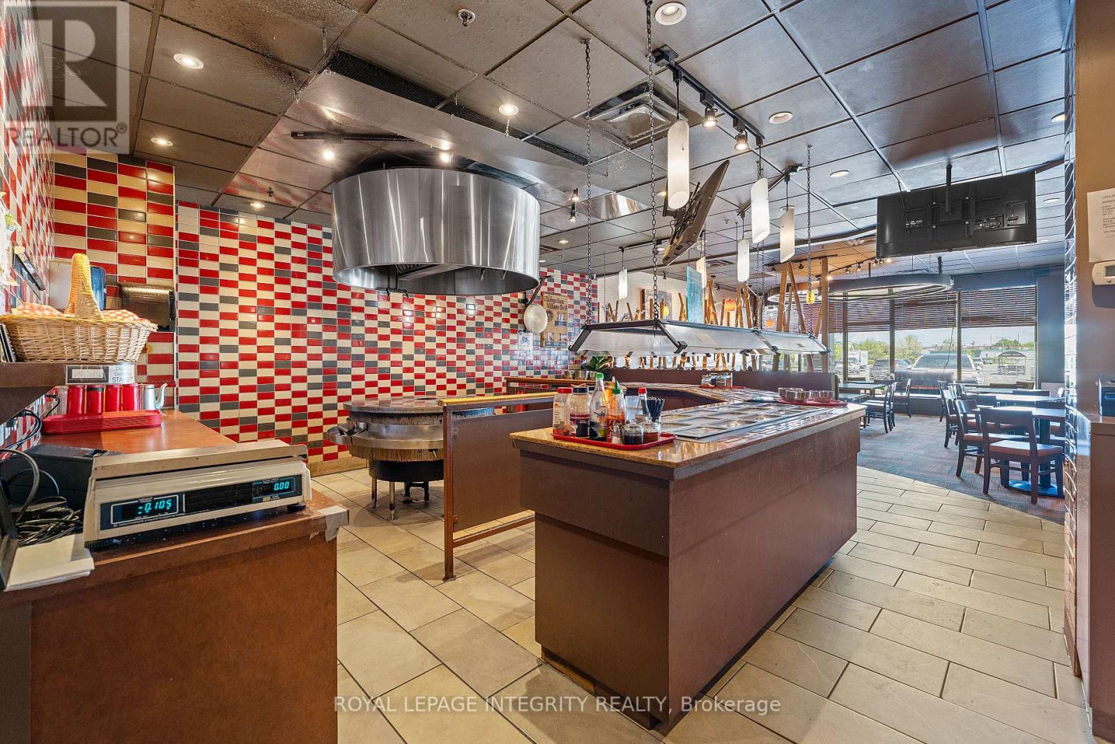 Photo 29 of 2150 Robertson Road, Ottawa ON