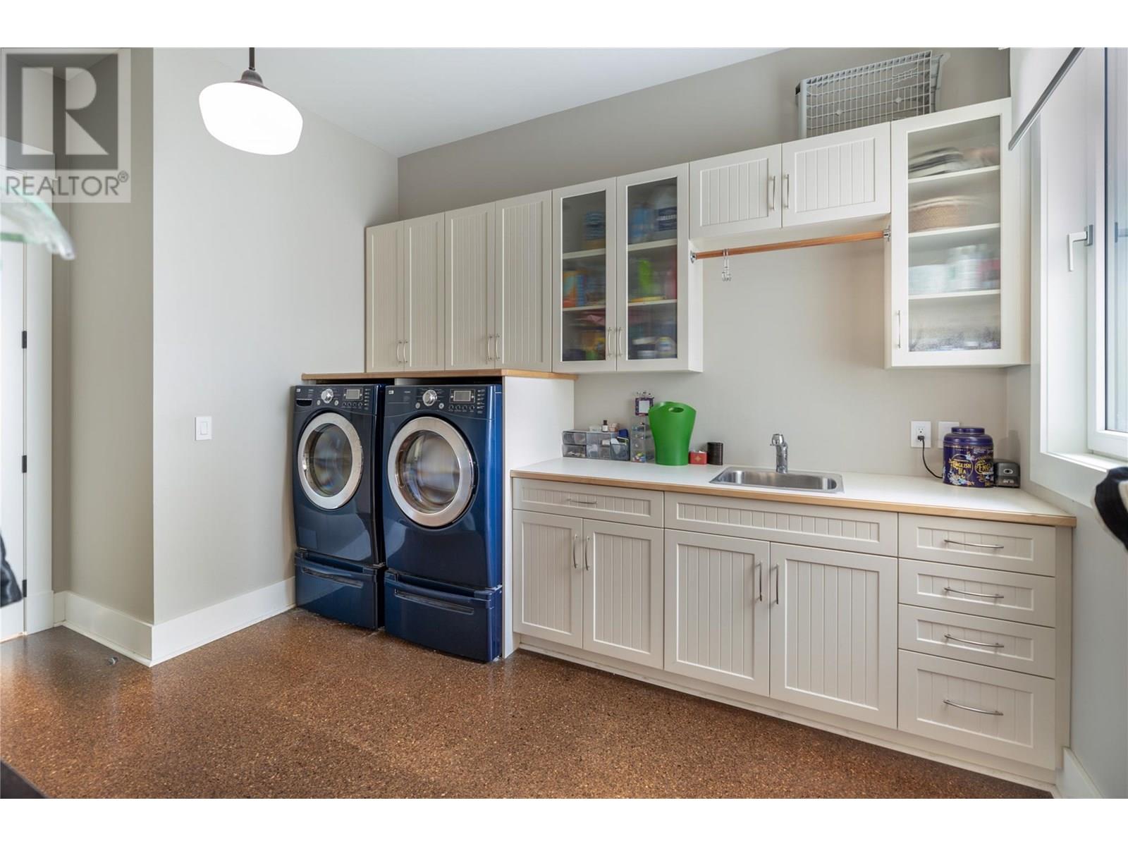 3908 Bluebird Road, Kelowna