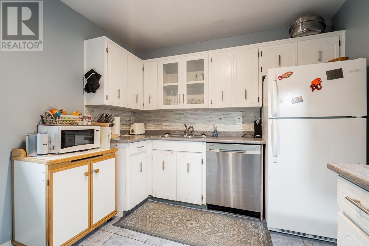 Photo 8 of 24805 118 A Avenue, Maple Ridge BC