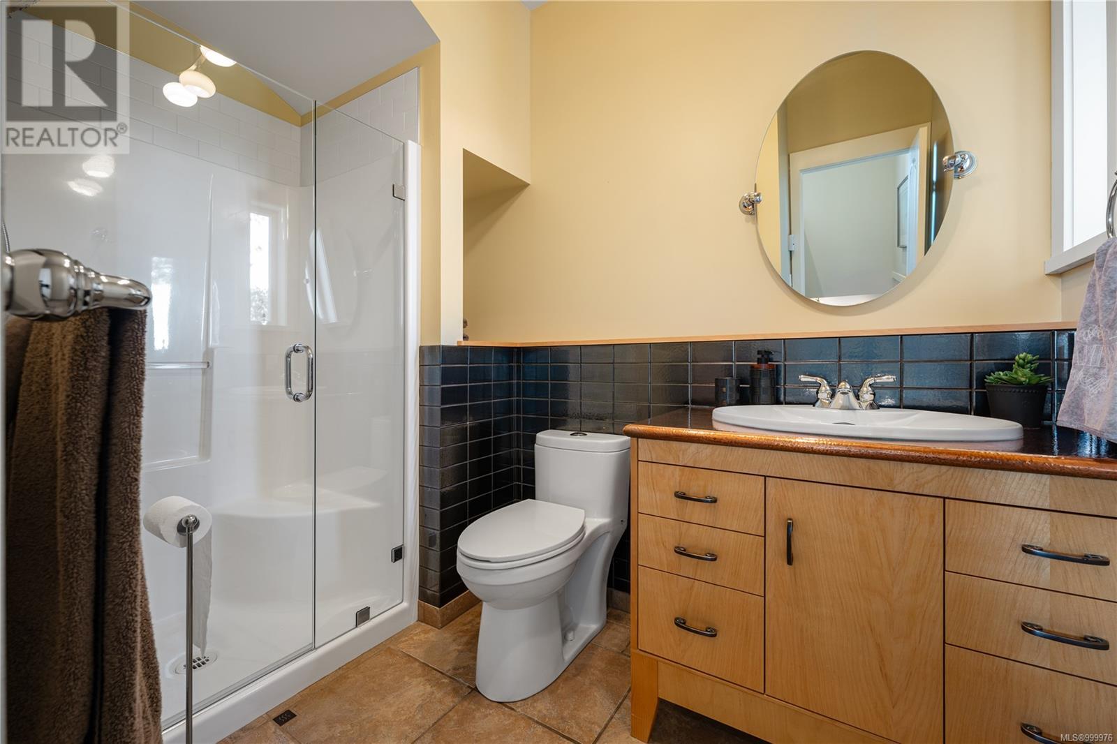 Photo 52 of 3724 Glen Oaks Dr, Nanaimo BC