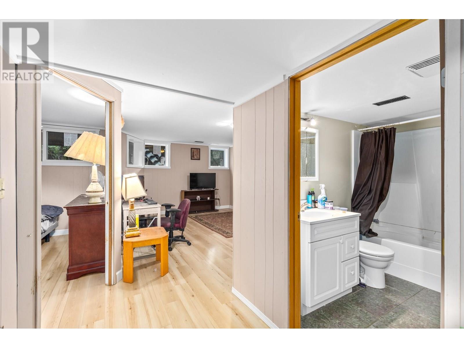 410 2125 Burtch Road, Kelowna