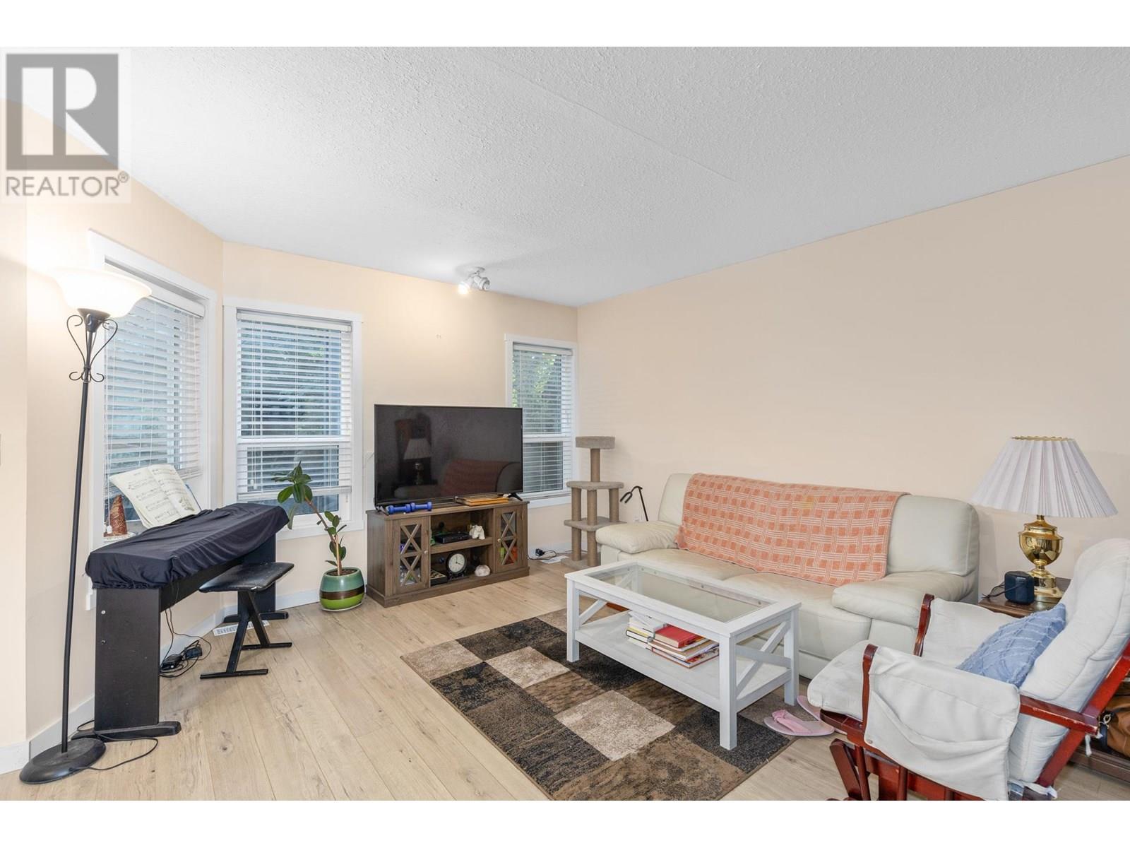 410 2125 Burtch Road, Kelowna