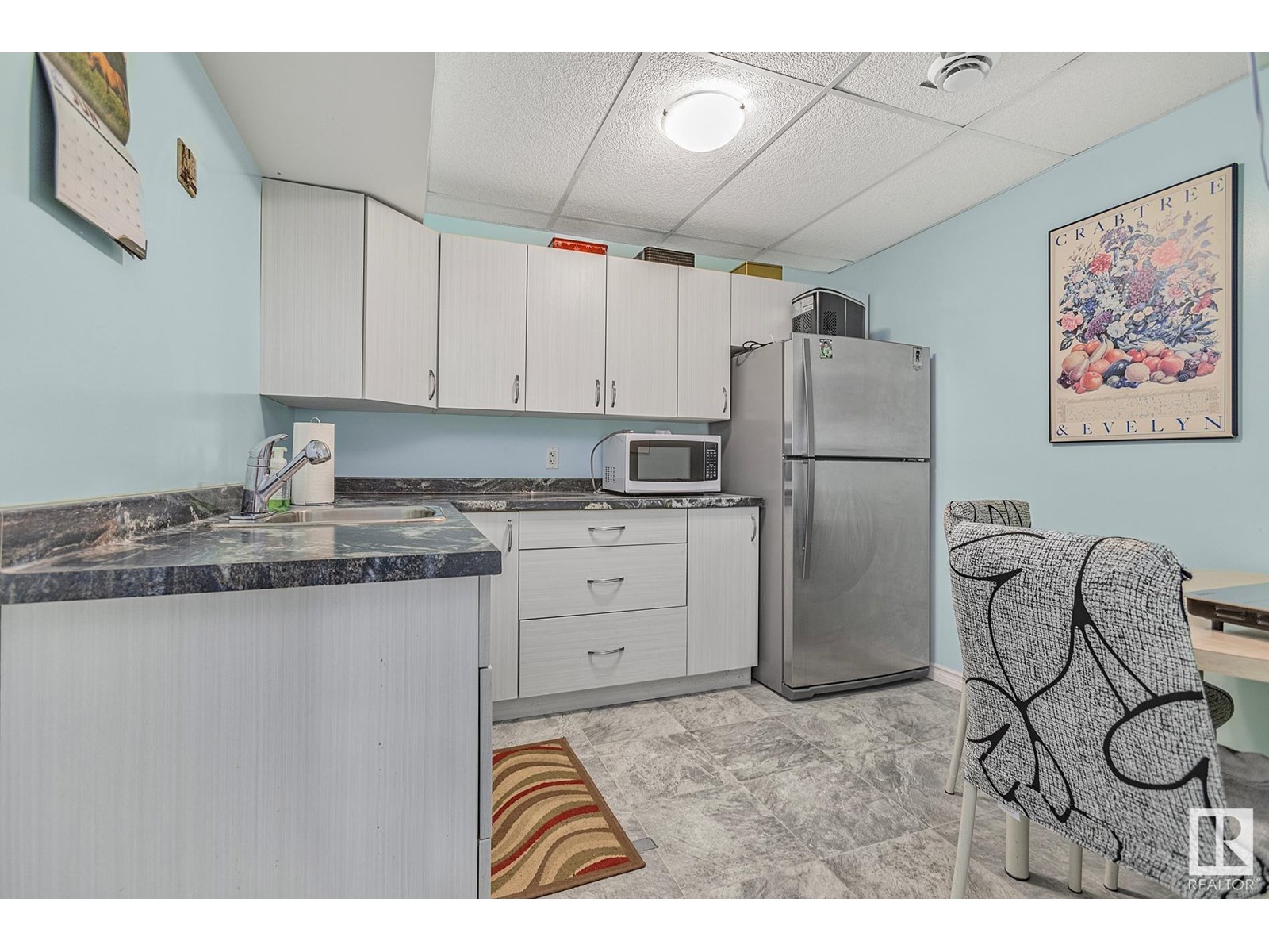 Photo 33 of 3883 Gallinger Lo Nw, Edmonton AB