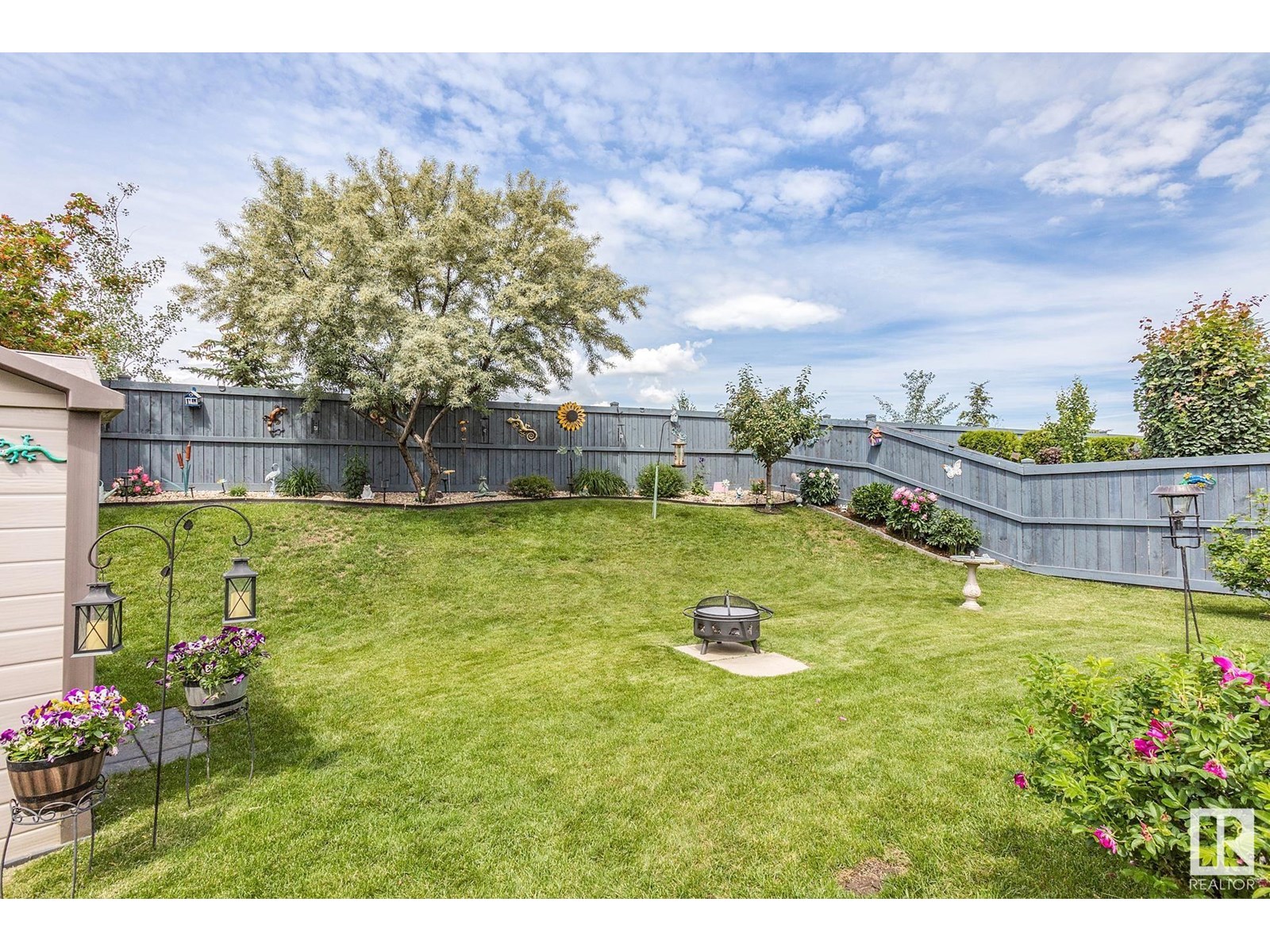 Photo 46 of 3883 Gallinger Lo Nw, Edmonton AB