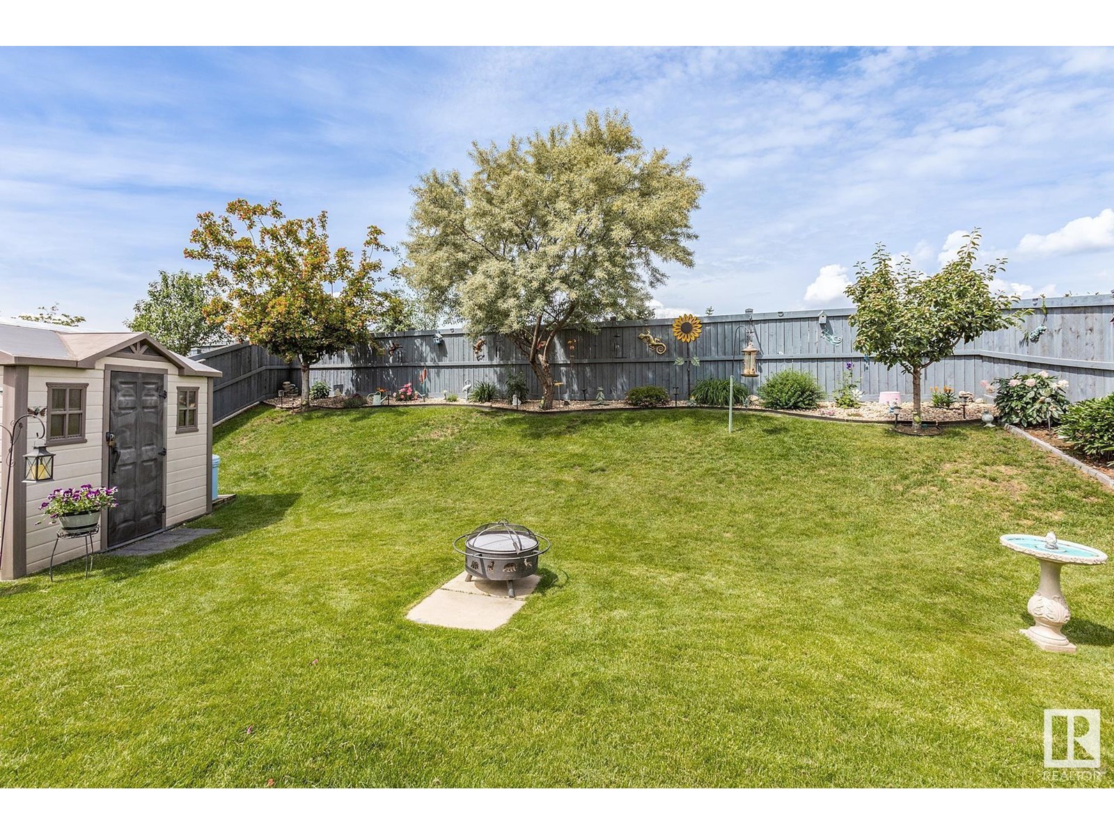 Photo 47 of 3883 Gallinger Lo Nw, Edmonton AB