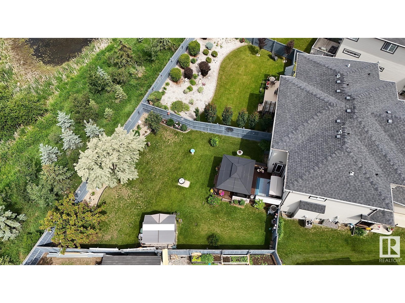 Photo 64 of 3883 Gallinger Lo Nw, Edmonton AB