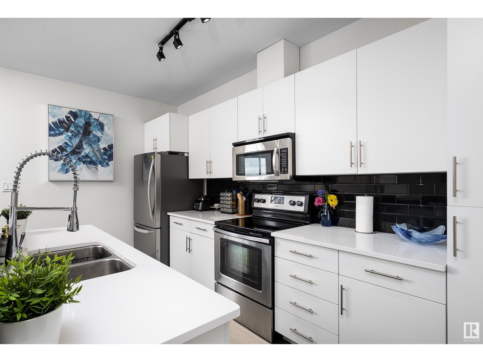 Photo 2 of 438 308 Ambleside Li Nw, Edmonton AB