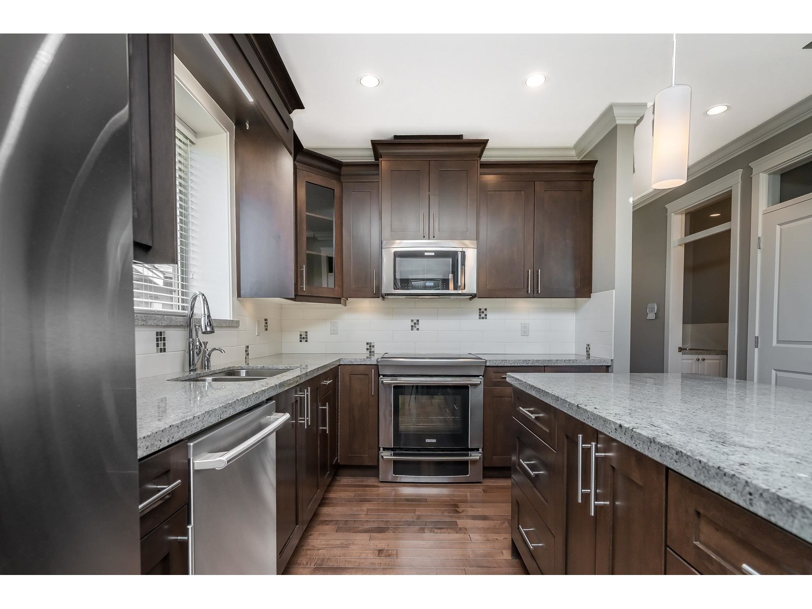 Photo 11 of 7 350 174 Street, Surrey BC