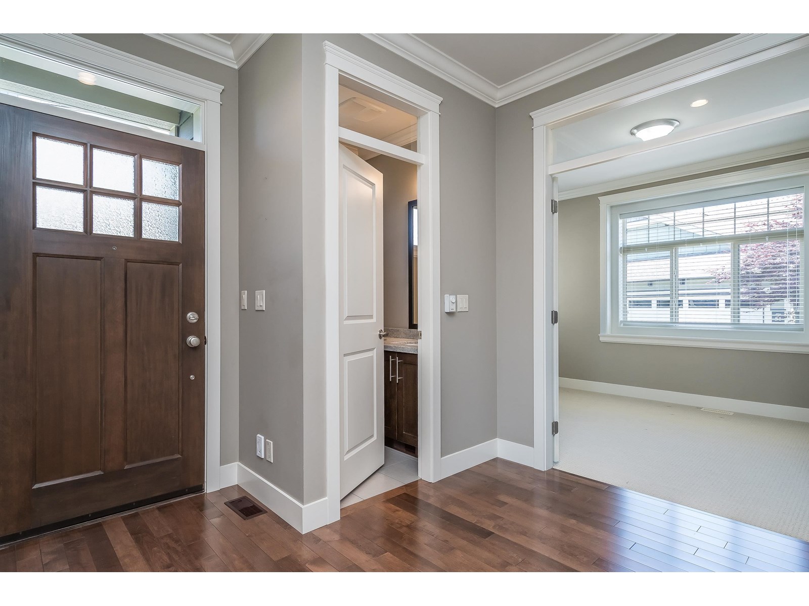 Photo 5 of 7 350 174 Street, Surrey BC