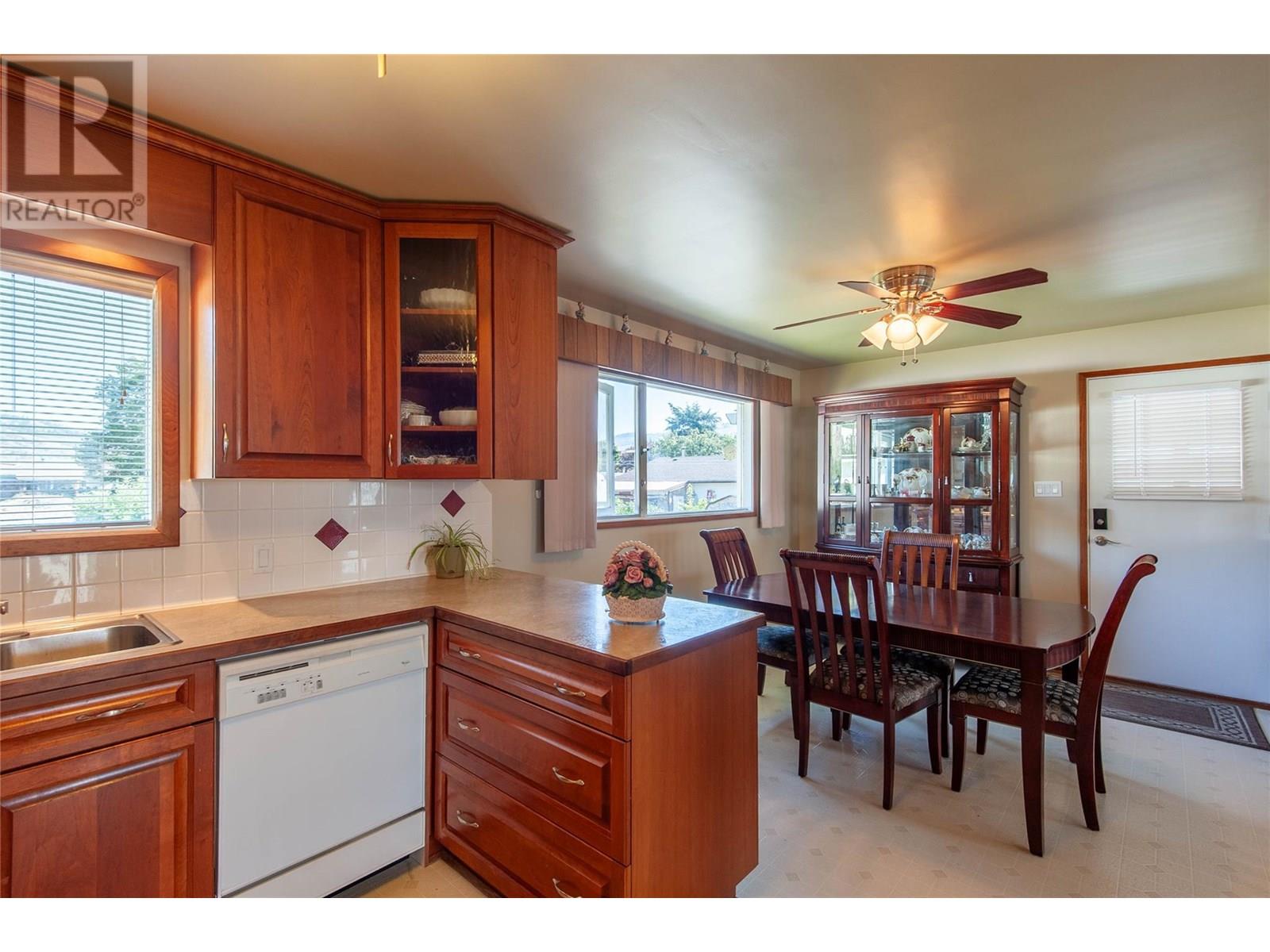 Photo 8 of 834 Cramond Road, Kamloops BC