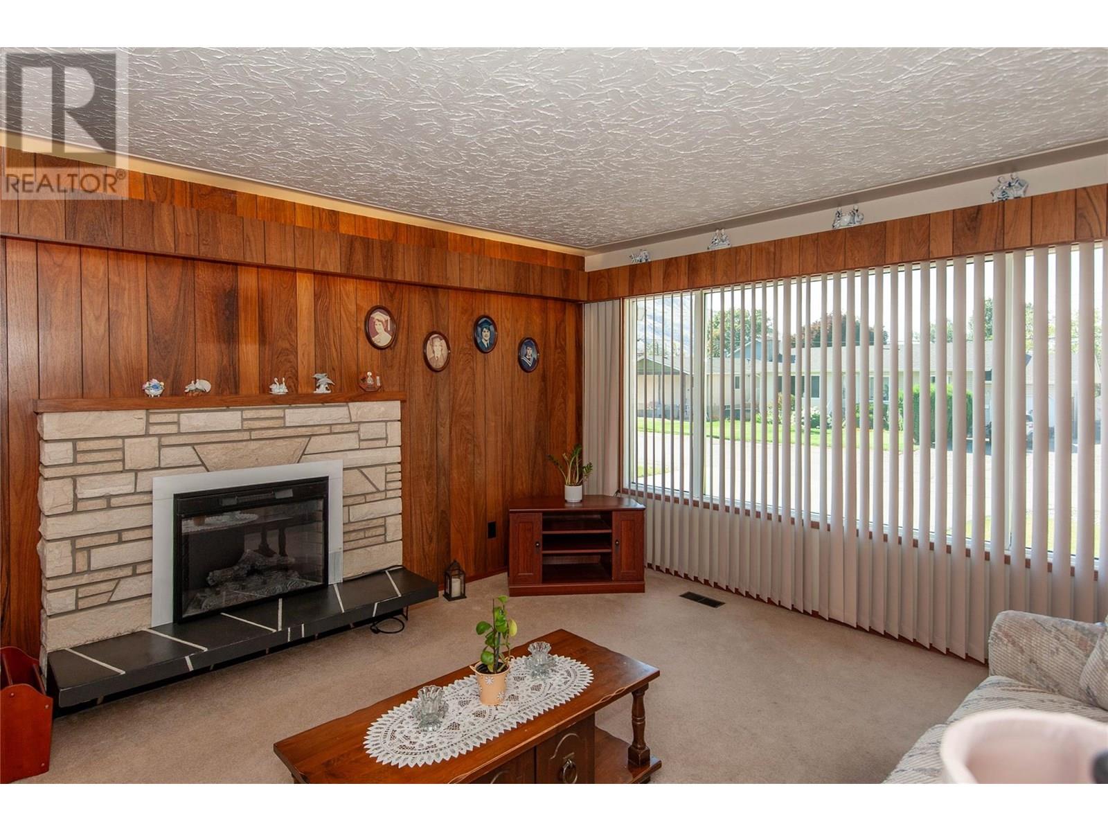 Photo 3 of 834 Cramond Road, Kamloops BC