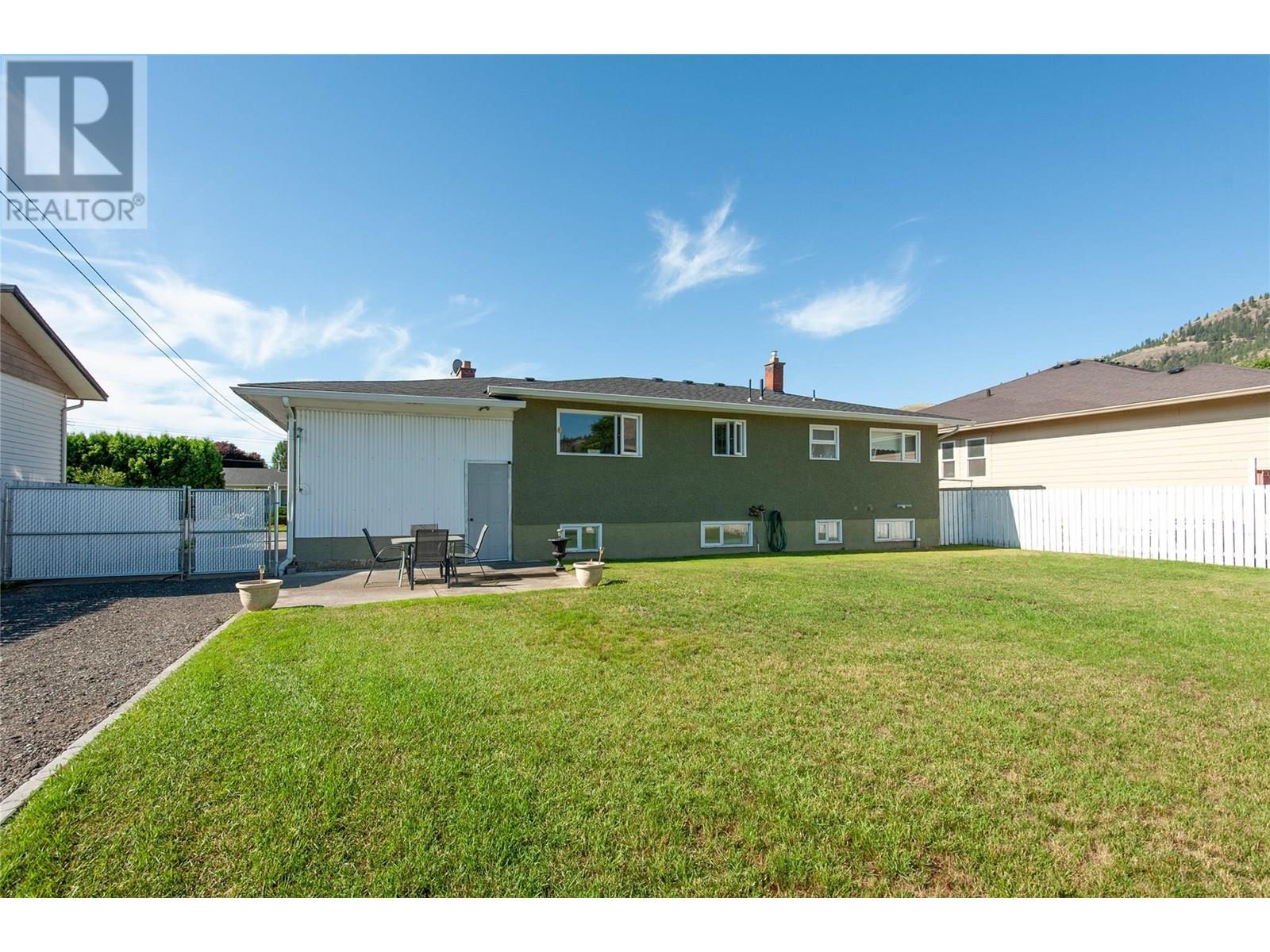 Photo 12 of 834 Cramond Road, Kamloops BC