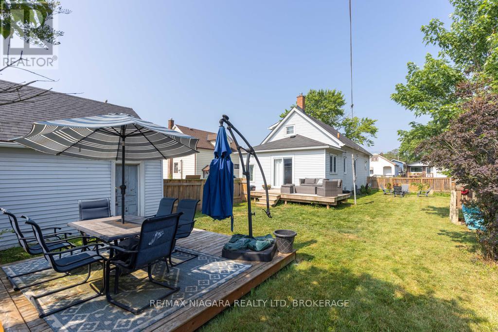 Photo 31 of 221 Wright Street, Welland ON