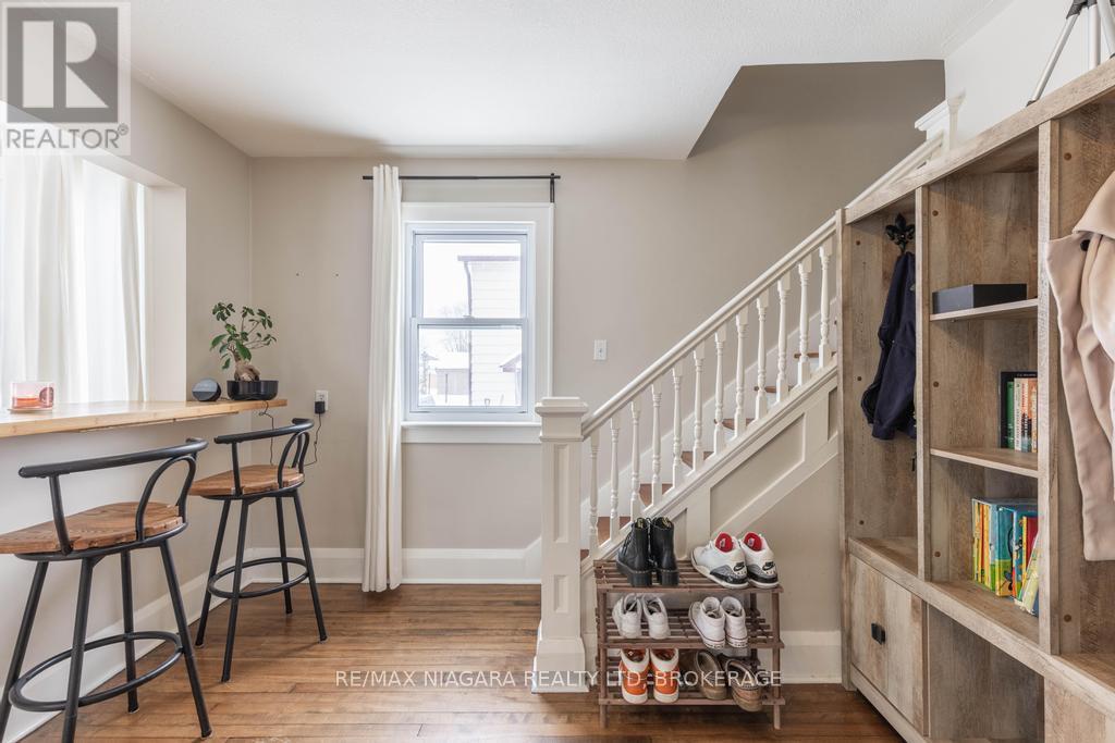 Photo 19 of 221 Wright Street, Welland ON