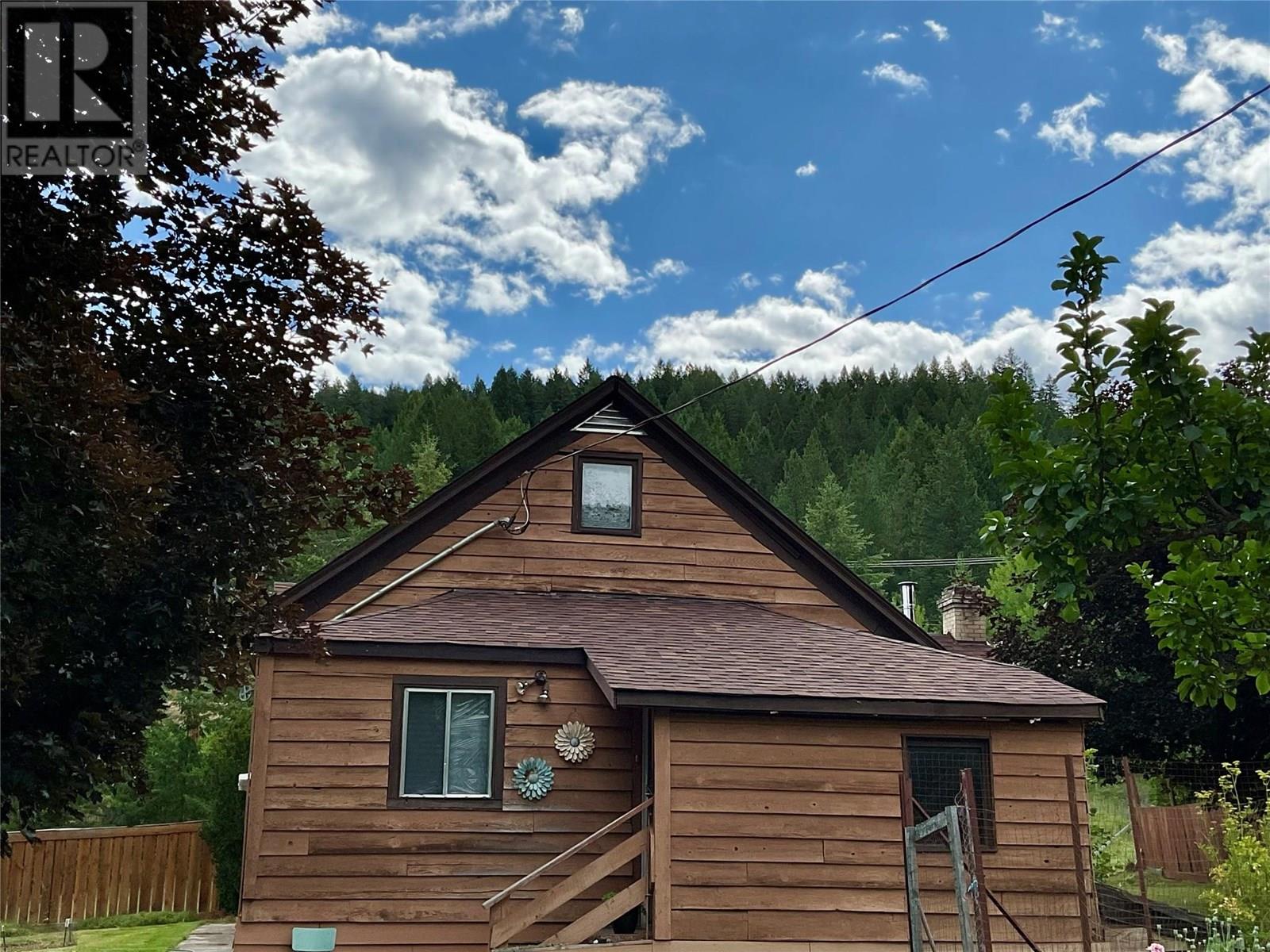 555 EVERETTE Avenue, Greenwood