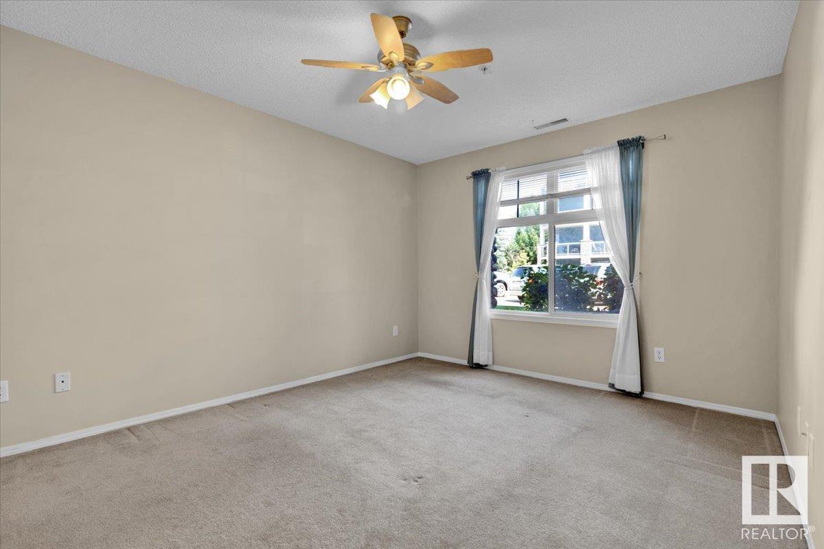 Photo 8 of 140 16035 132 St Nw, Edmonton AB