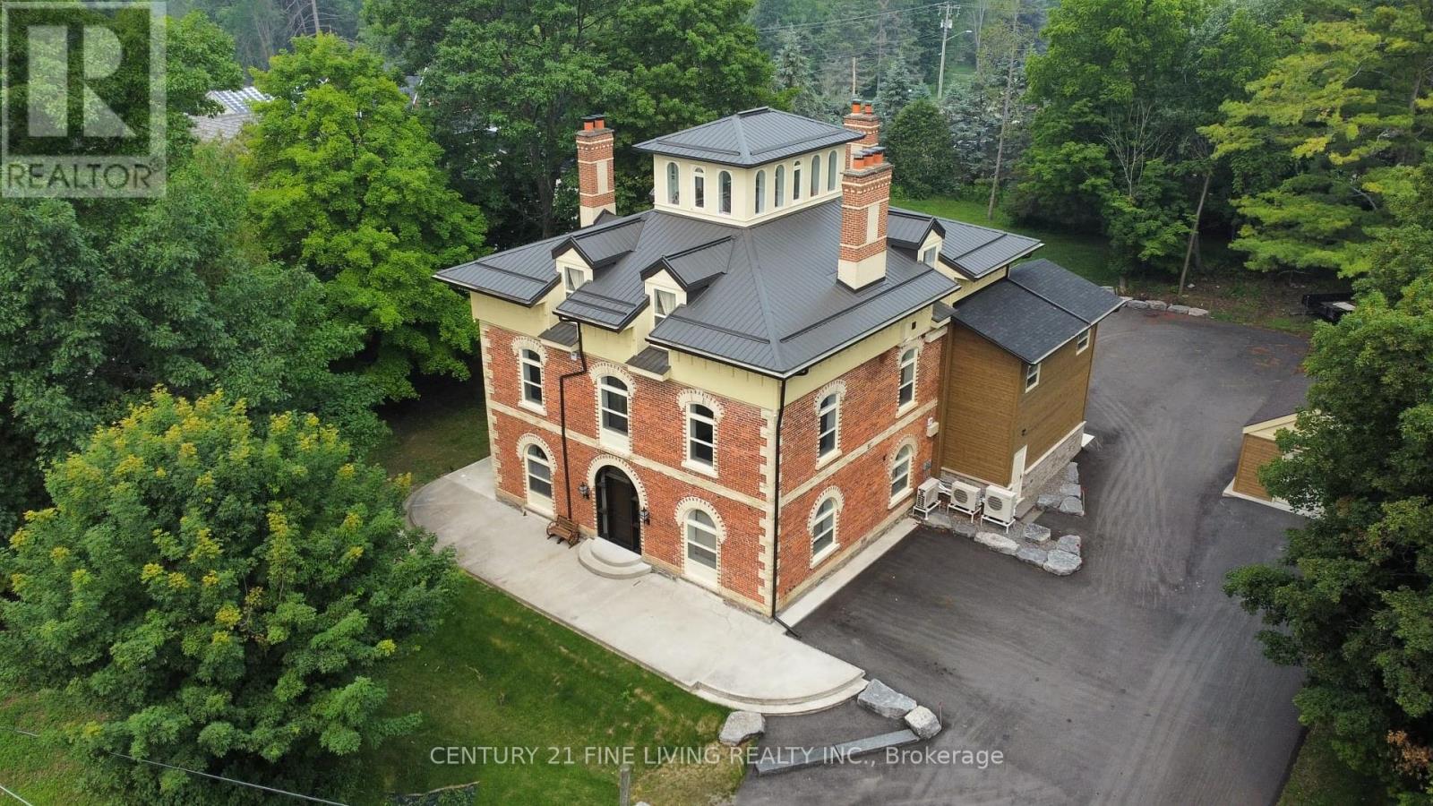 Photo 5 of 202 1614 Ridge Road E, Oromedonte ON