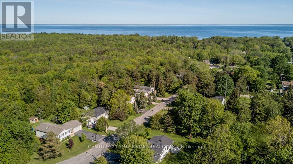 Photo 1 of 202 1614 Ridge Road E, Oromedonte ON