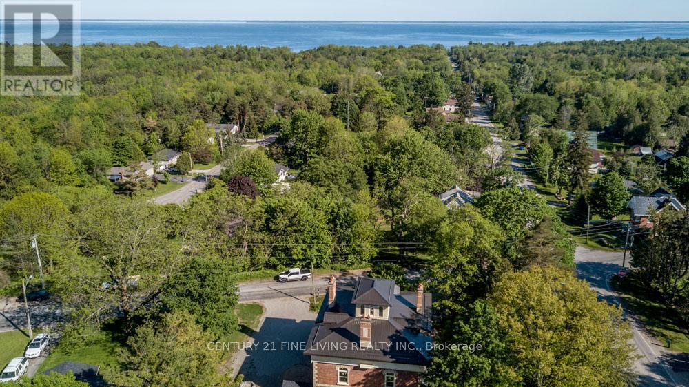 Photo 8 of 202 1614 Ridge Road E, Oromedonte ON