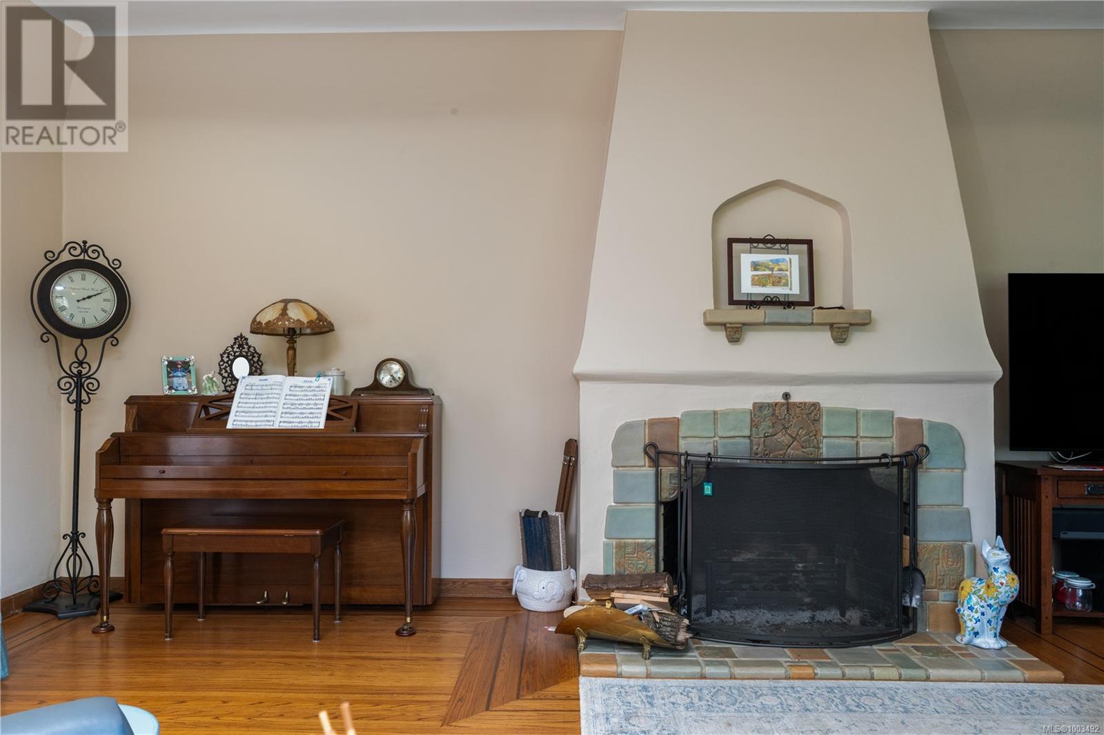 Photo 15 of 3290 Upper Terrace Rd, Oak Bay BC