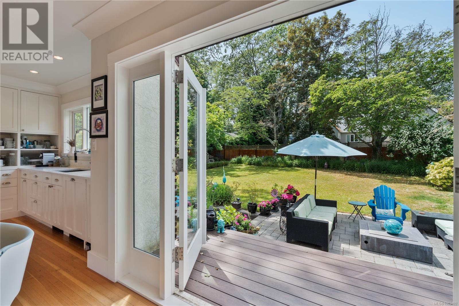 Photo 6 of 3290 Upper Terrace Rd, Oak Bay BC