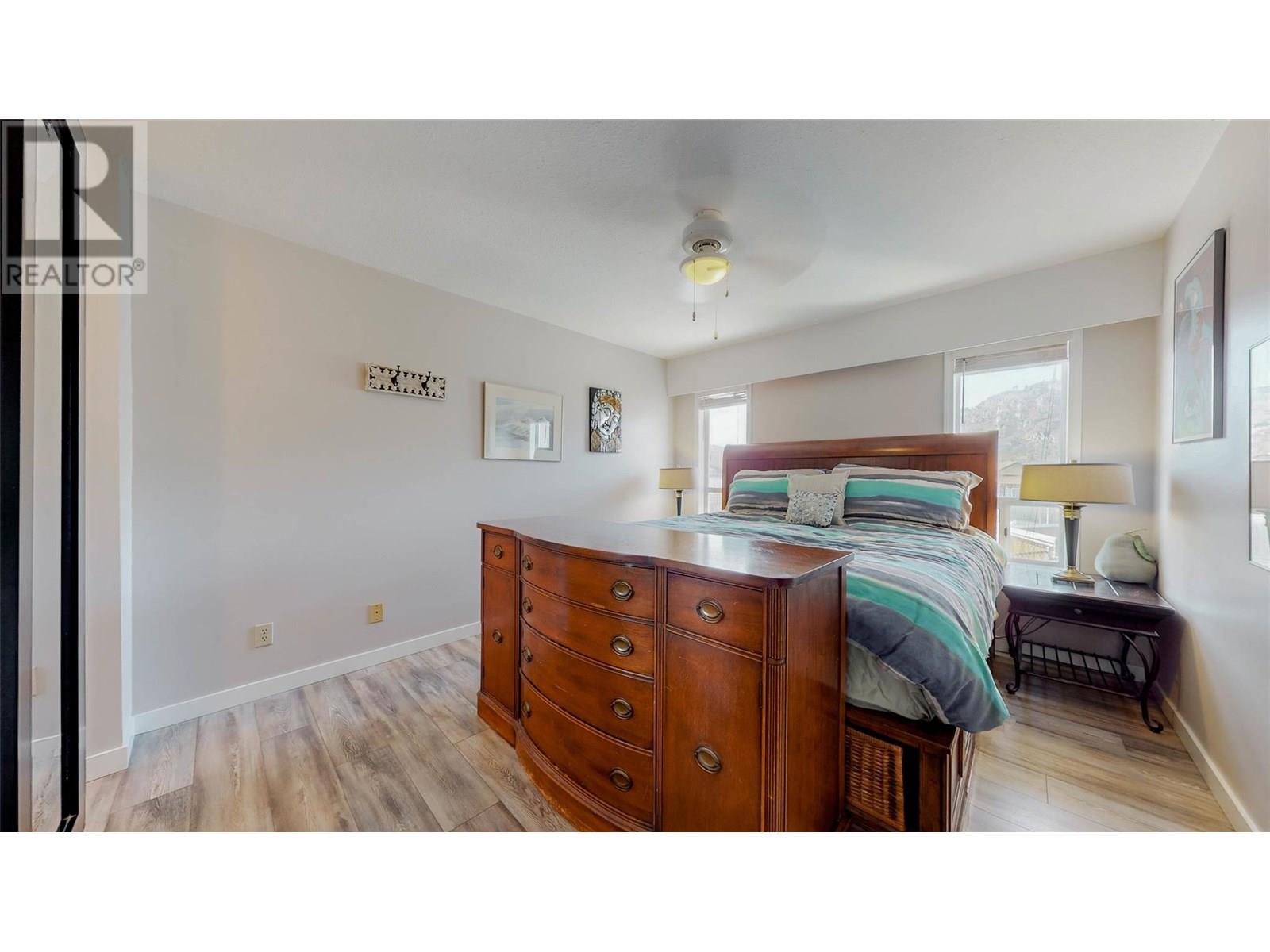 6940 Mountainview Drive Drive, Oliver