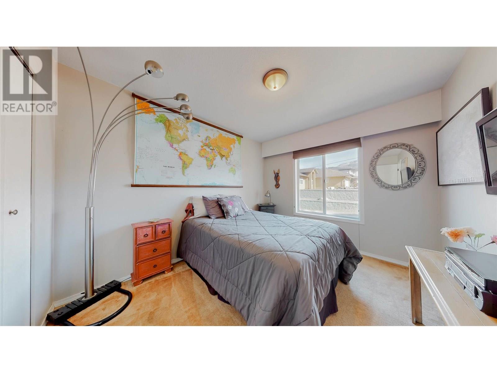 6940 Mountainview Drive Drive, Oliver