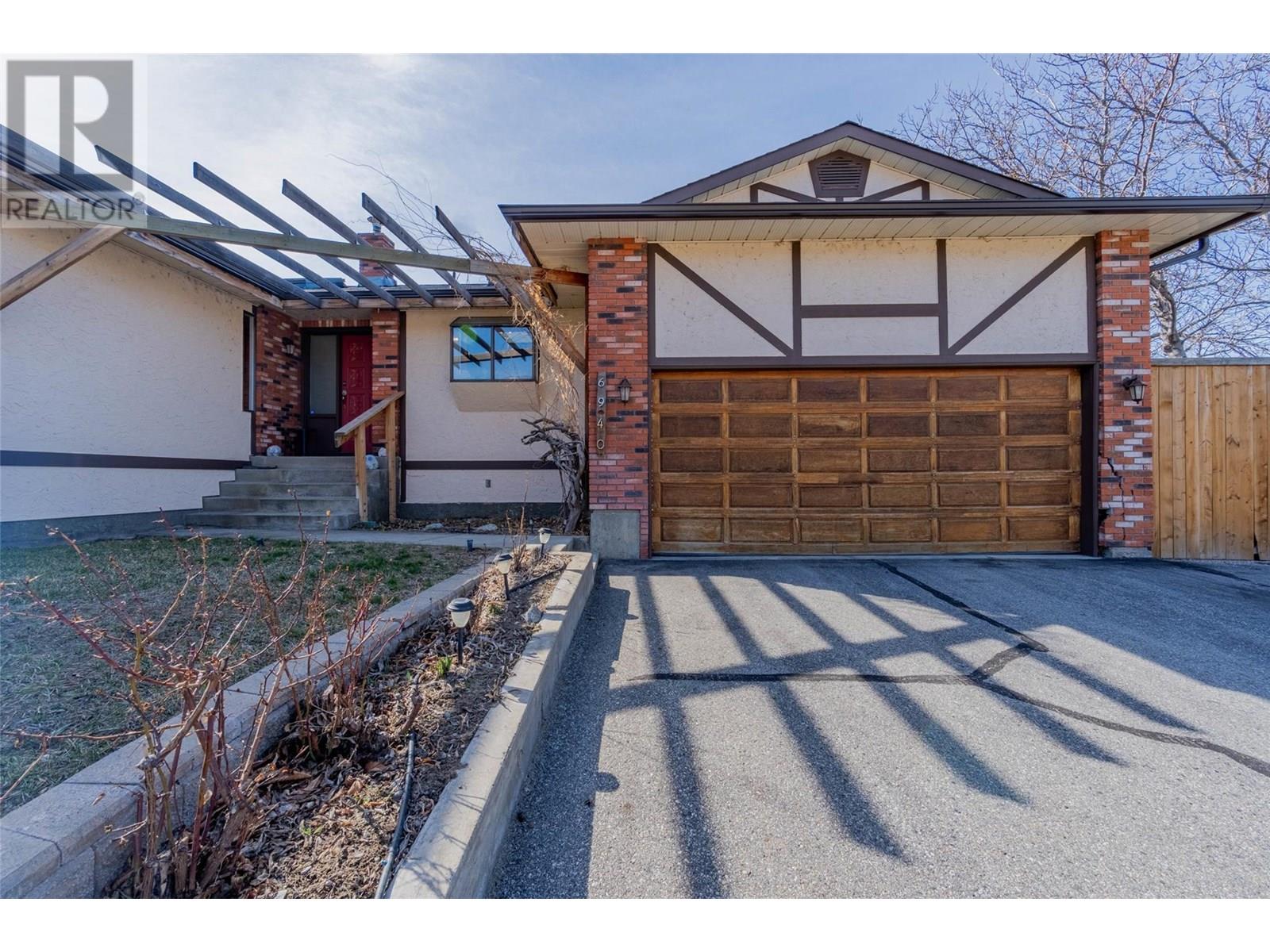 6940 Mountainview Drive Drive, Oliver