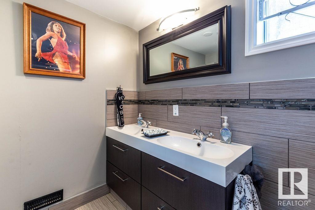 Photo 30 of 14014 106 Av Nw, Edmonton AB